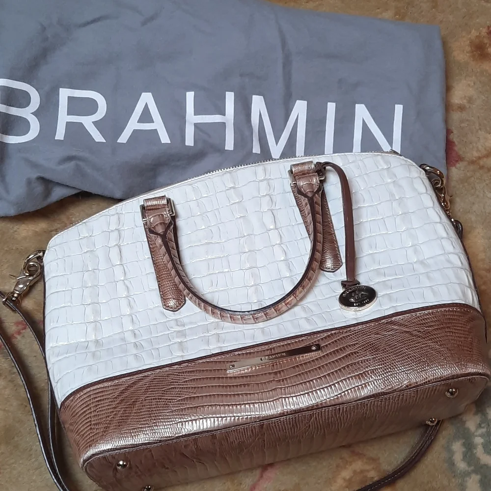 Brahmin satchel. - Picture 9 of 11